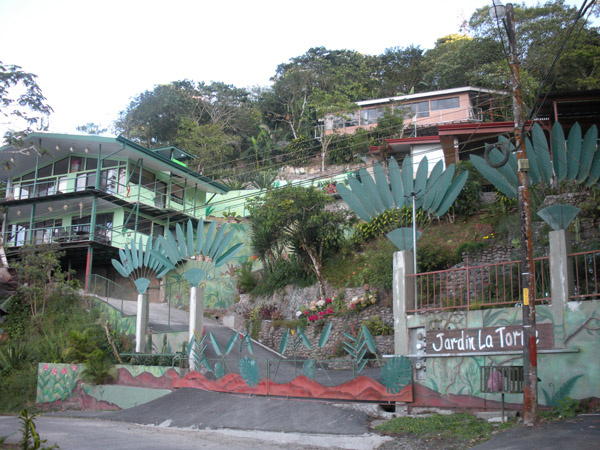 Costa Rica Real Estate - San Ramon Retirement Community